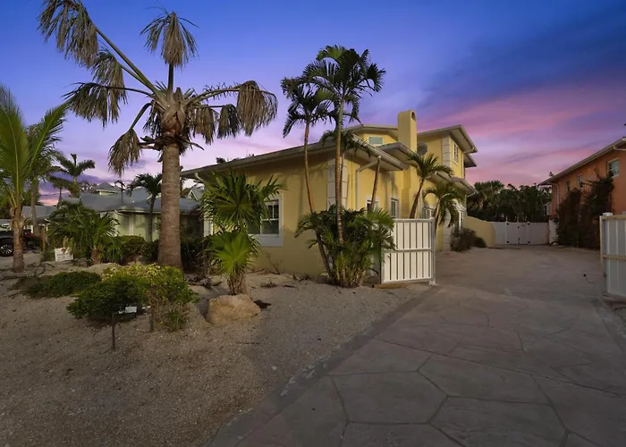 The Pool House Villa Siesta Key